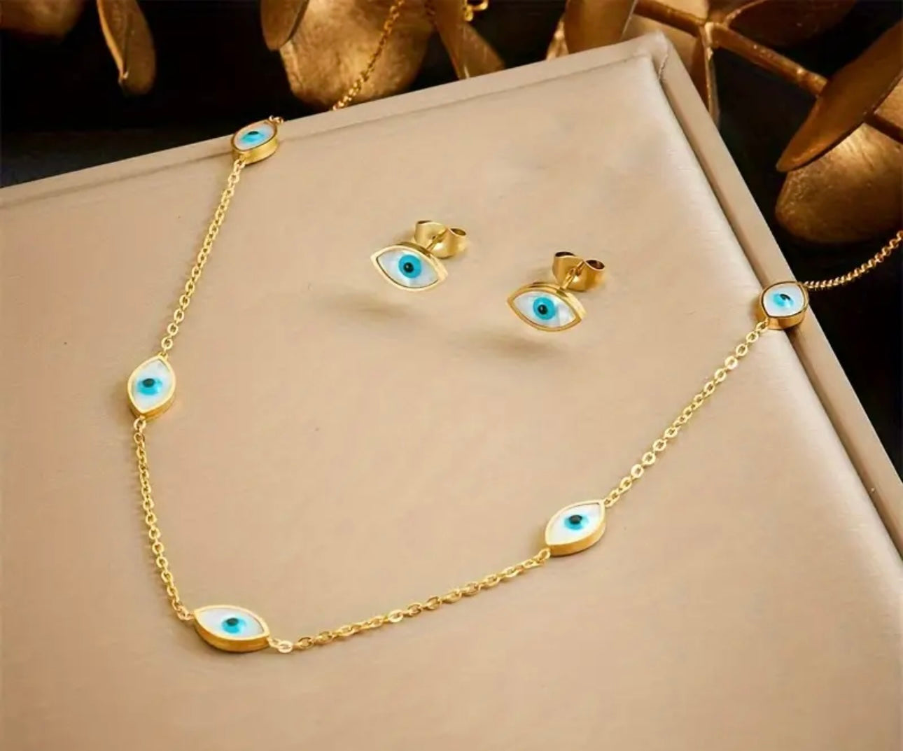 Set Dorado en Acero Inoxidable – Collar y Aretes Ojo Turco (Protección)
