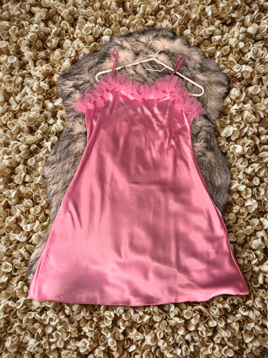 Camisón Rosa Satinado con Encaje - Talla S.