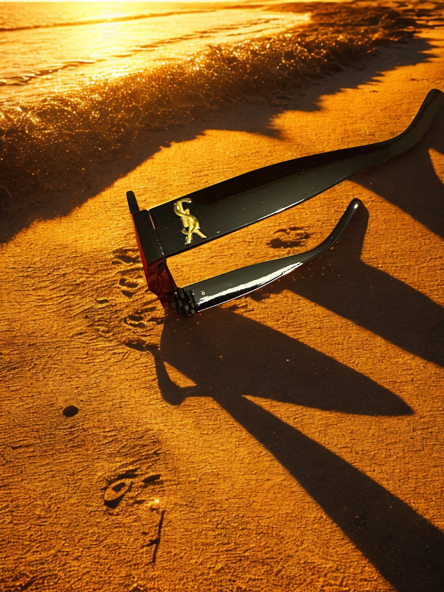 Gafas de Sol Elegantes con Detalle Dorado – Estilo Premium