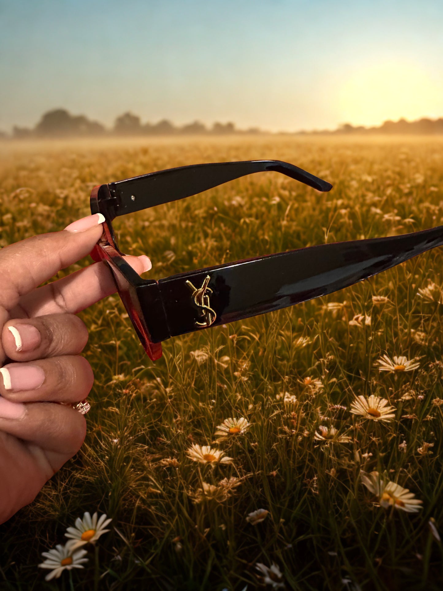 Gafas de Sol Elegantes con Detalle Dorado – Estilo Premium